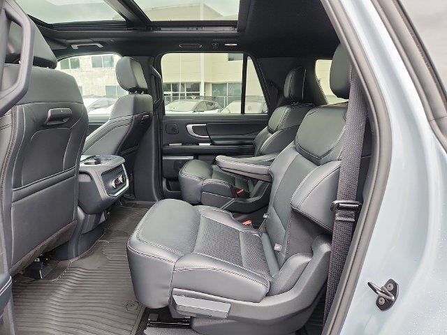 2025 Ford Expedition Platinum MAX