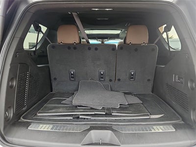 2022 Chevrolet Suburban High Country