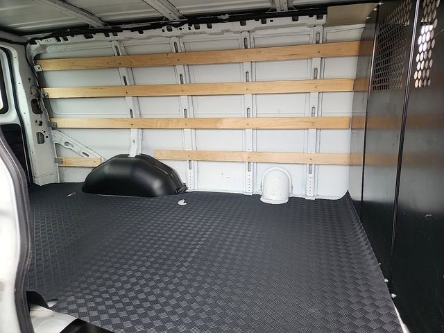 2023 GMC Savana Cargo 2500 Work Van