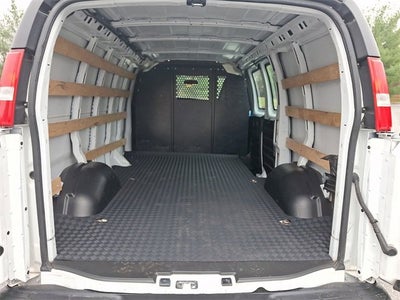 2023 GMC Savana Cargo 2500 Work Van