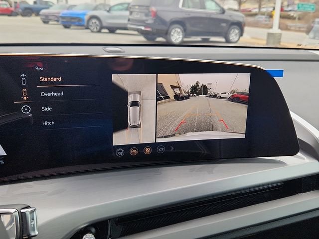 2026 Cadillac VISTIQ Luxury