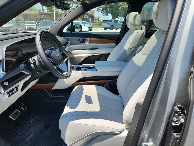 2026 Cadillac VISTIQ Sport
