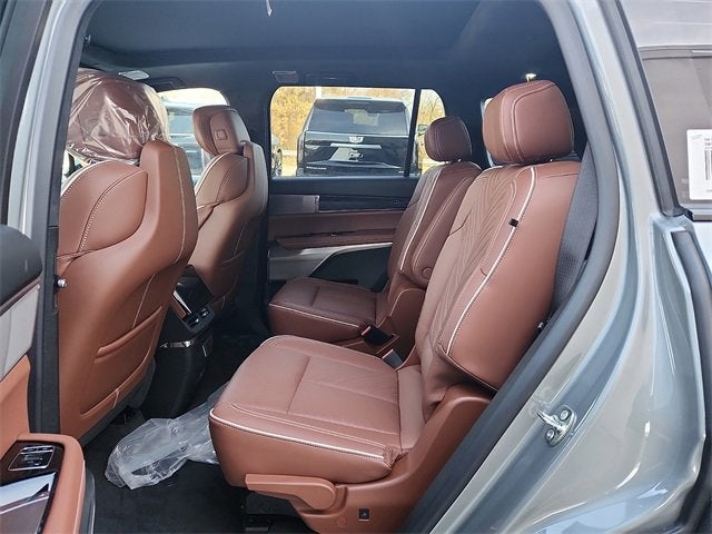 2026 Cadillac VISTIQ Platinum