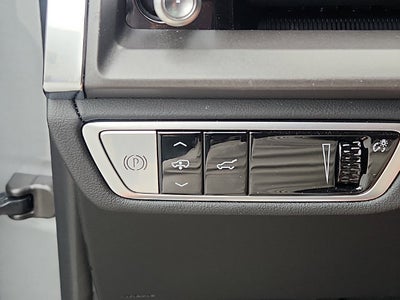 2026 Cadillac VISTIQ Platinum