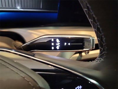 2026 Cadillac VISTIQ Platinum