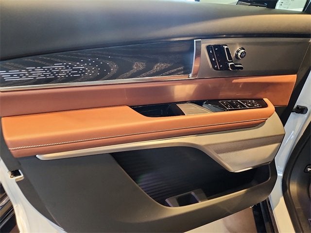 2026 Cadillac VISTIQ Platinum