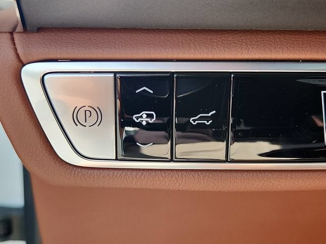 2027 Cadillac VISTIQ Platinum