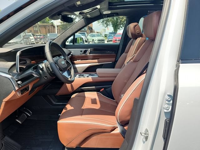 2027 Cadillac VISTIQ Platinum