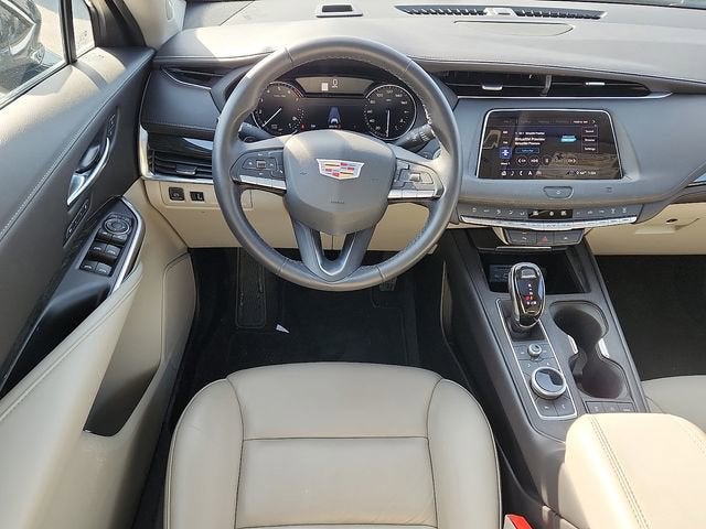 2020 Cadillac XT4 Premium Luxury