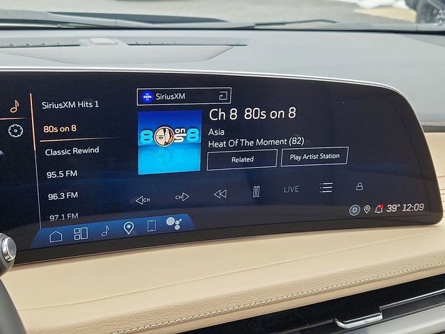 2024 Cadillac XT4 Premium Luxury