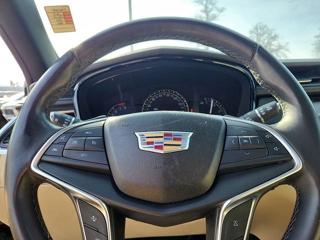 2017 Cadillac XT5 Luxury FWD