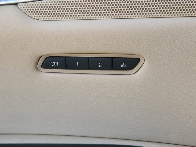 2017 Cadillac XT5 Luxury FWD