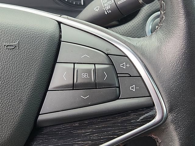 2020 Cadillac XT5 Premium Luxury