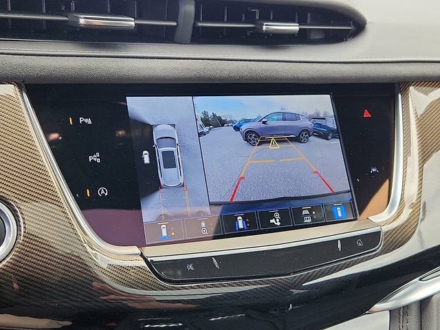 2025 Cadillac XT6 Premium Luxury