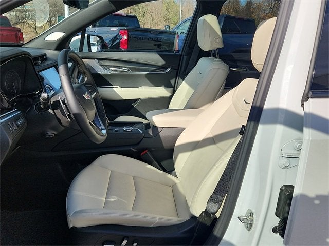 2025 Cadillac XT6 Sport