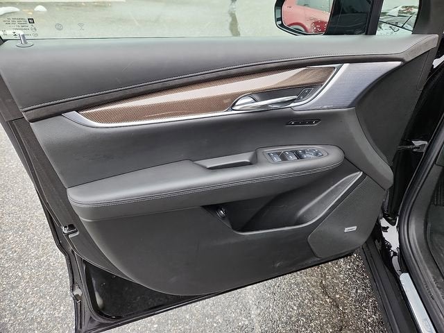 2025 Cadillac XT6 Sport