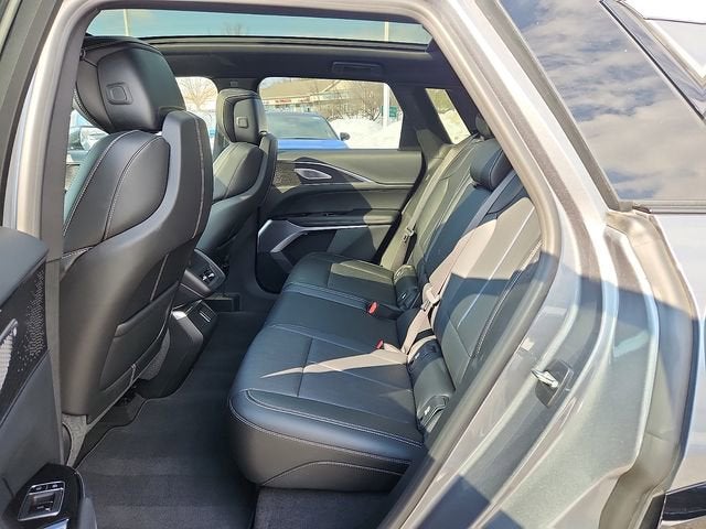 2023 Cadillac LYRIQ Luxury