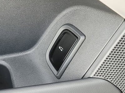 2023 Cadillac LYRIQ Luxury