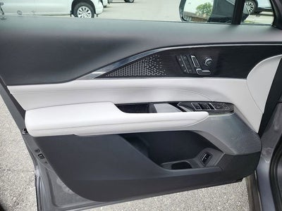 2023 Cadillac LYRIQ Luxury