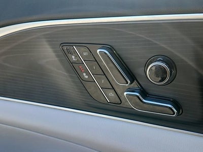 2025 Cadillac LYRIQ Luxury 1