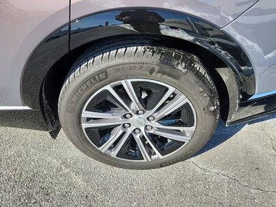 2025 Cadillac LYRIQ Luxury 1