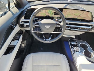 2025 Cadillac LYRIQ Luxury 1