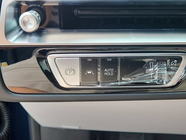 2027 Cadillac LYRIQ Luxury