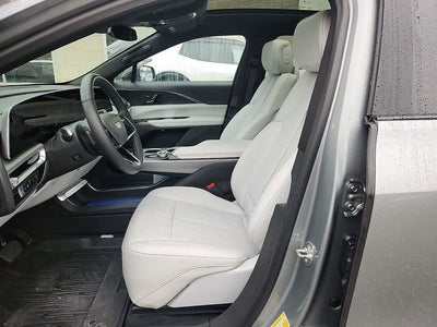 2024 Cadillac LYRIQ Luxury 1