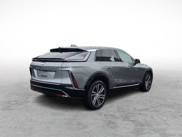2024 Cadillac LYRIQ Luxury 1