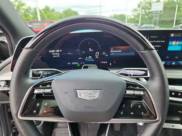 2024 Cadillac LYRIQ Luxury 2