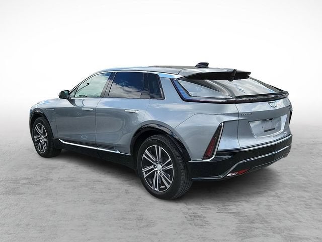 2024 Cadillac LYRIQ Luxury 2
