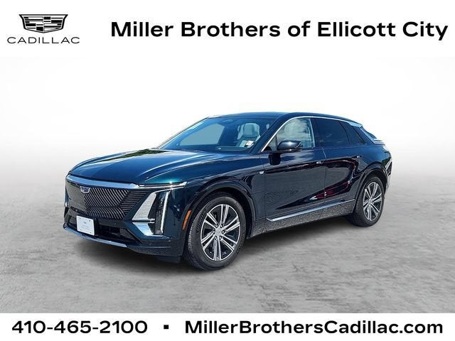 2024 Cadillac LYRIQ Luxury 2