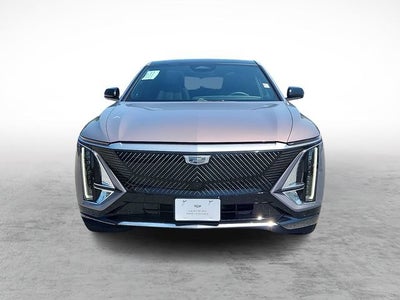 2024 Cadillac LYRIQ Luxury 2