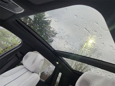 2025 Cadillac LYRIQ Luxury 2