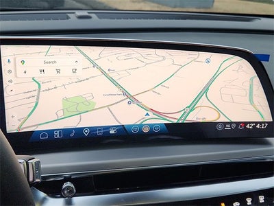 2025 Cadillac LYRIQ Luxury 2