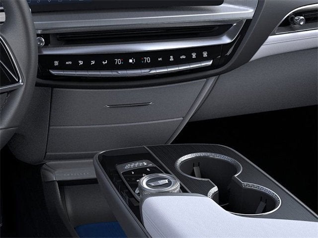 2025 Cadillac LYRIQ Luxury 2