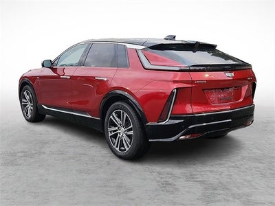 2025 Cadillac LYRIQ Luxury 2