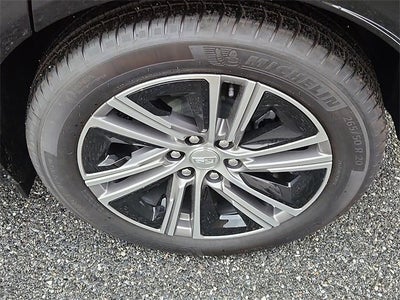 2025 Cadillac LYRIQ Luxury 2