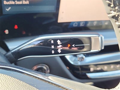 2024 Cadillac LYRIQ Luxury 3