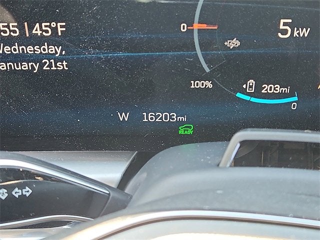 2024 Cadillac LYRIQ Luxury 3