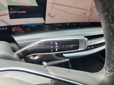 2024 Cadillac LYRIQ Luxury 3