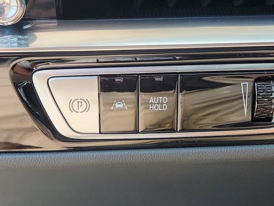 2024 Cadillac LYRIQ Luxury 3