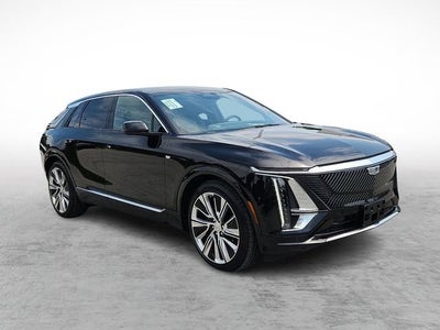 2024 Cadillac LYRIQ Luxury 3