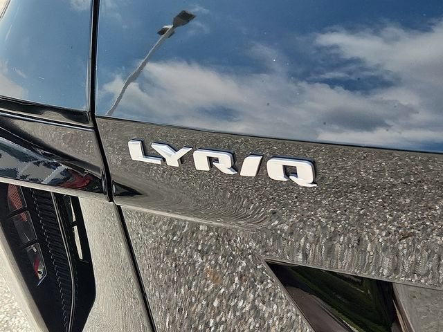 2024 Cadillac LYRIQ Luxury 3
