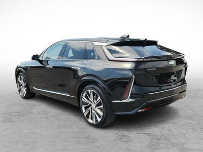 2024 Cadillac LYRIQ Luxury 3