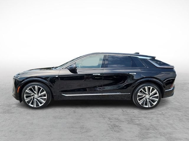 2024 Cadillac LYRIQ Luxury 3