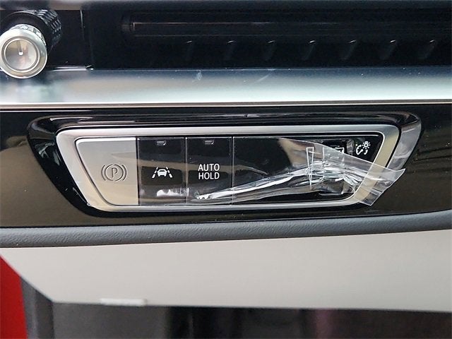 2025 Cadillac LYRIQ Sport 1