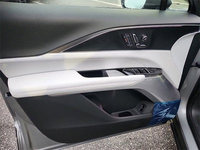 2026 Cadillac LYRIQ Premium Sport