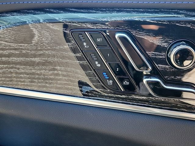 2026 Cadillac ESCALADE IQL Luxury