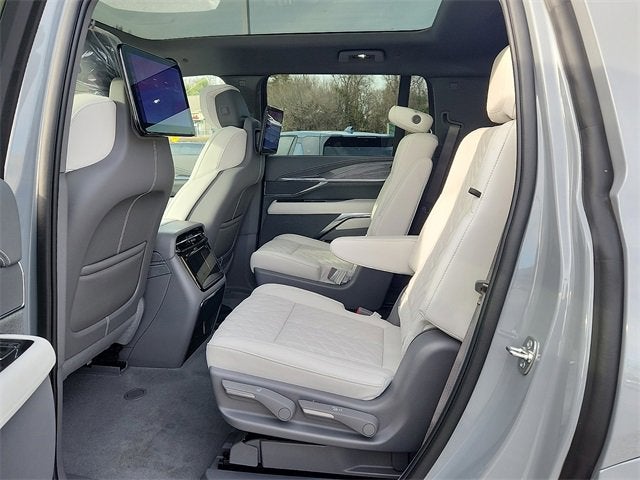 2026 Cadillac ESCALADE IQL Sport